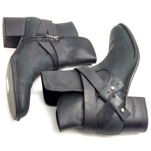 UGG Womens Elysian Booties Black 9.5